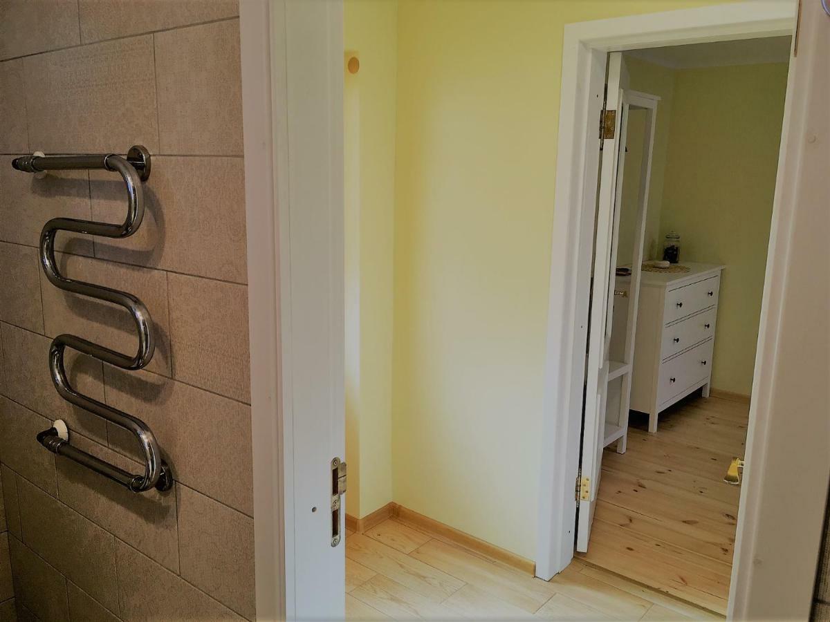 Excelent Apartment With Garden And Free Parking Riga Exterior foto